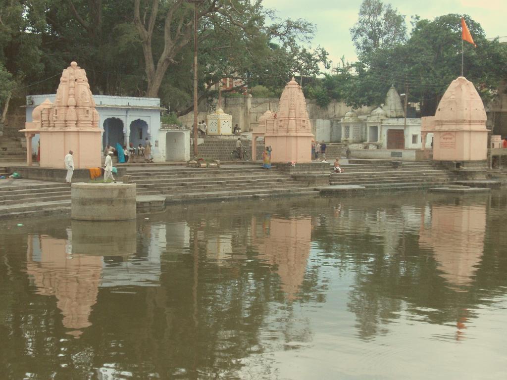 2008-09-13_18-12-34_ujain_064.jpg