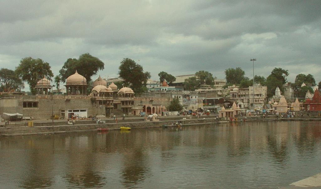 2008-09-13_18-16-55_ujain_068.jpg