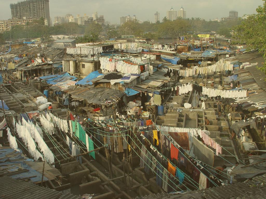 2008-09-21_17-11-26_mumbai_122.jpg - les blanchisseurs
